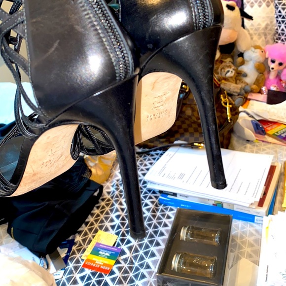 MOVING SALE Stuart Weizman black leather sexy heels - Picture 3 of 8